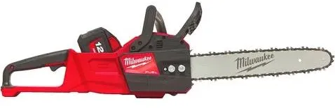 Milwaukee Motorsåg M18 FUEL 35 cm svärd